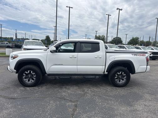 2022 Toyota Tacoma TRD Off-Road V6