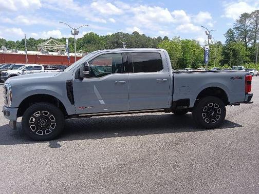 Glacier Gray Metallic Tri-Coat 2026 Ford F-250 Platinum