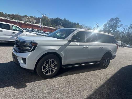 2025 Ford Expedition Max Active 4x2