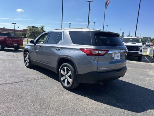 2021 Chevrolet Traverse LT Leather