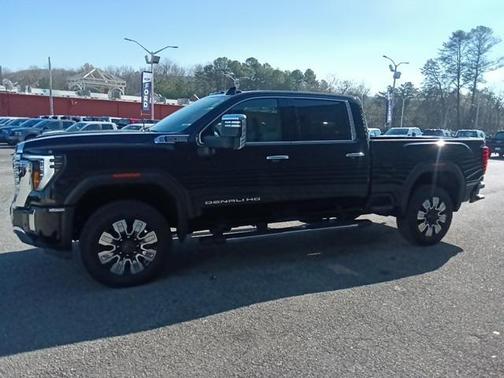 2025 GMC Sierra 2500 Denali