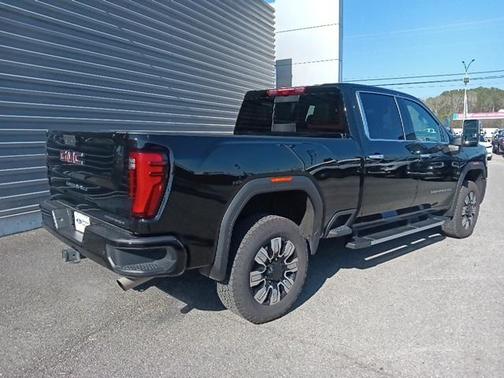 2025 GMC Sierra 2500 Denali