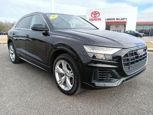 2023 Audi Q8 55 Premium