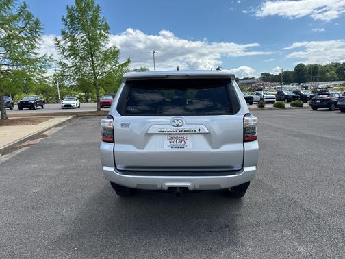 2023 Toyota 4Runner SR5