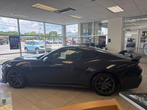 2025 Ford Mustang Dark Horse Fastback