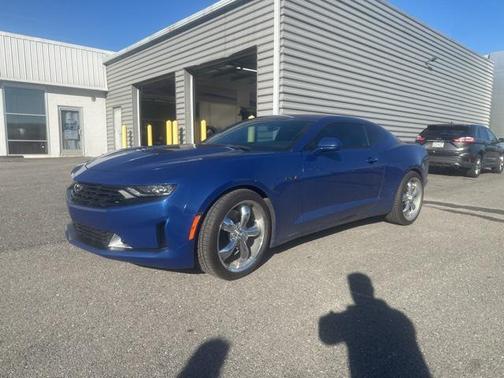 2022 Chevrolet Camaro RWD Coupe LT1