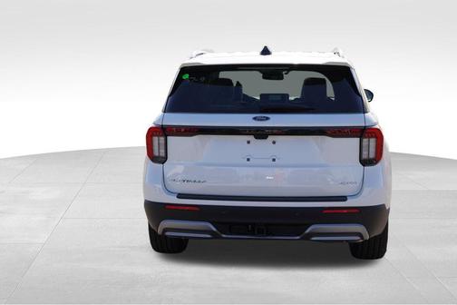 Star White Metallic Tri-Coat 2026 Ford Explorer Platinum