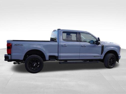 Glacier Gray Metallic Tri-Coat 2025 Ford F-350 Lariat