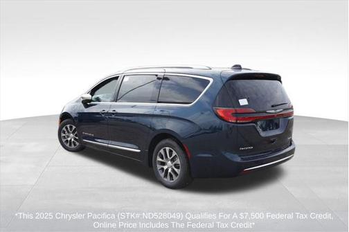 2025 Chrysler Pacifica L