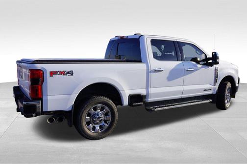 2023 Ford F-350 Lariat