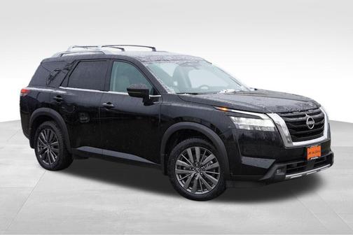 2022 Nissan Pathfinder SL 4WD