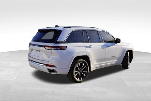 2023 Jeep Grand Cherokee 4xe Overland