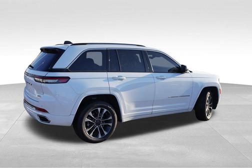 2023 Jeep Grand Cherokee 4xe Overland