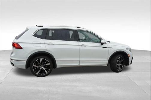 2024 Volkswagen Tiguan 2.0T SEL R-Line 4MOTION
