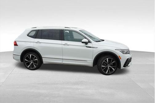 2024 Volkswagen Tiguan 2.0T SEL R-Line 4MOTION