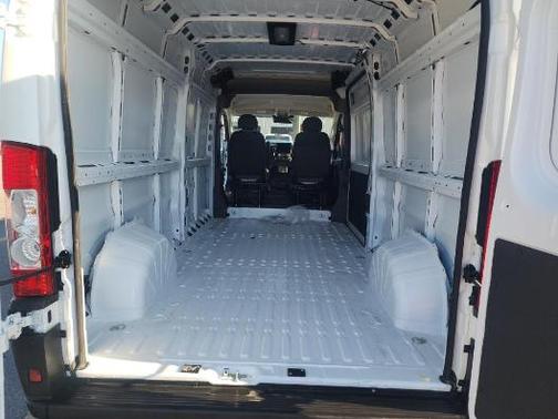 2025 RAM ProMaster 2500 Tradesman