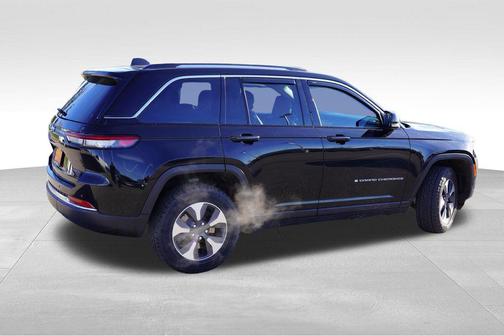 2022 Jeep Grand Cherokee 4xe Base