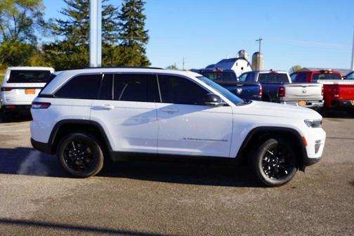 2022 Jeep Grand Cherokee 4xe Base