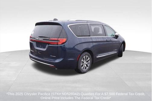2025 Chrysler Pacifica L