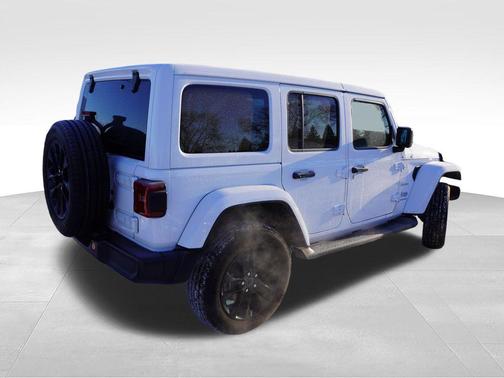 Bright White Clearcoat 2024 Jeep Wrangler 4xe Sahara