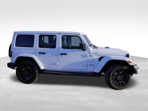 Bright White Clearcoat 2024 Jeep Wrangler 4xe Sahara
