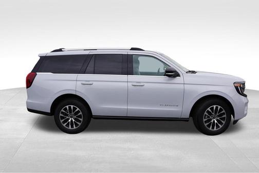 Silver Metallic 2025 Ford Expedition Platinum