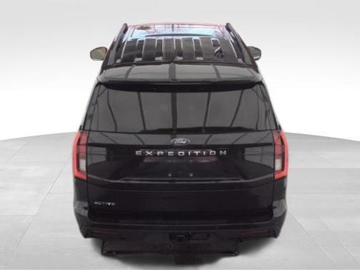 Black Metallic 2025 Ford Expedition Active