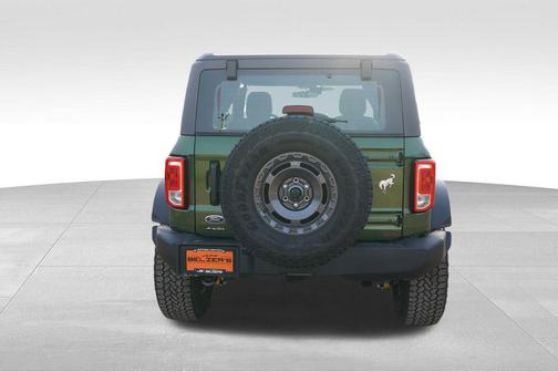 Eruption Green Metallic 2025 Ford Bronco Base