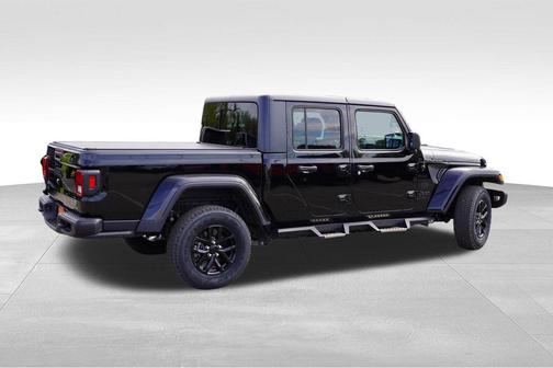 Black Clearcoat 2023 Jeep Gladiator Sport
