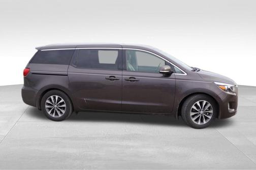 2016 Kia Sedona SX