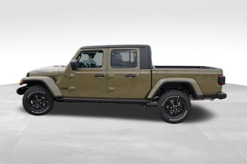 2025 Jeep Gladiator Willys