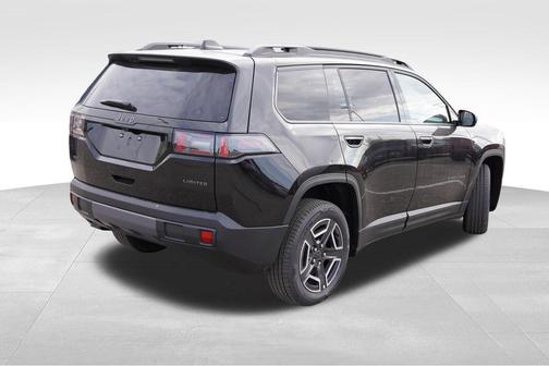 Diamond Black Crystal Pearlcoat 2026 Jeep Cherokee Limited