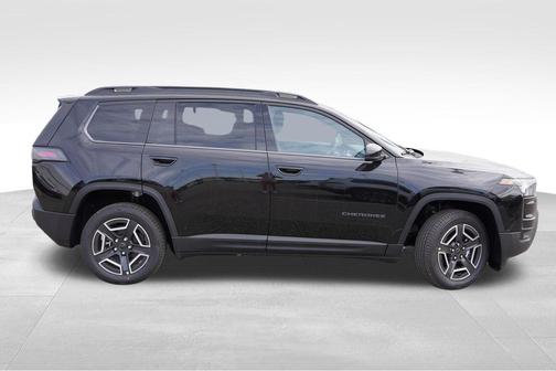 Diamond Black Crystal Pearlcoat 2026 Jeep Cherokee Limited