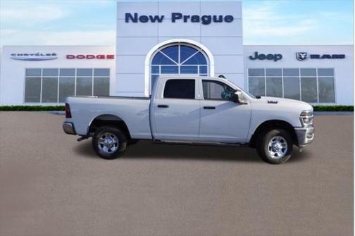 2025 RAM 3500 Tradesman Crew Cab 4x4 6'4' Box