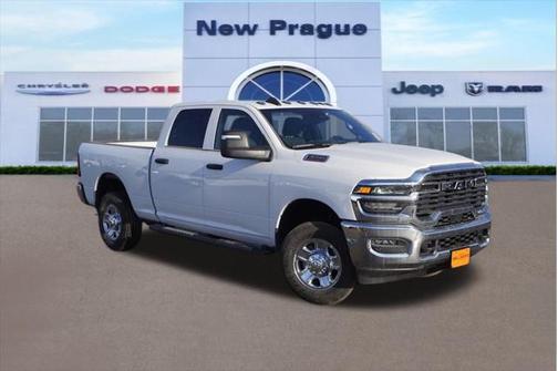 2025 RAM 3500 Tradesman Crew Cab 4x4 6'4' Box