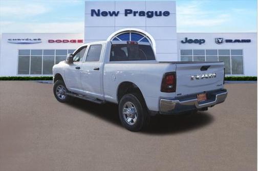 2025 RAM 3500 Tradesman Crew Cab 4x4 6'4' Box