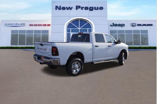 2025 RAM 3500 Tradesman Crew Cab 4x4 6'4' Box