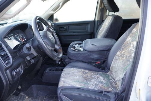 2020 RAM 2500 Tradesman Crew Cab 4X4 6'4' Box