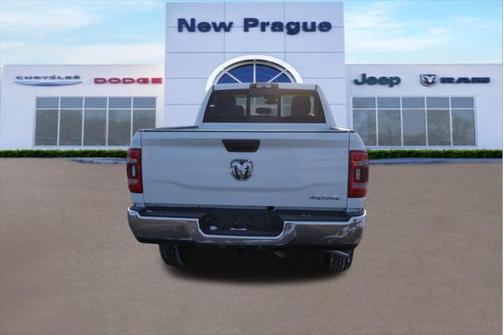 2024 RAM 2500 Tradesman Crew Cab 4x4 6'4' Box