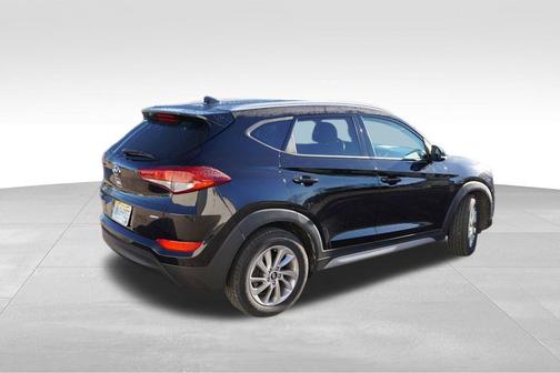 2017 Hyundai TUCSON SE Plus