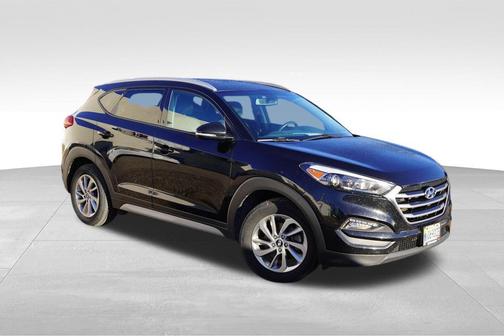 2017 Hyundai TUCSON SE Plus