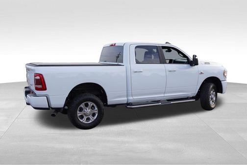 2023 RAM 2500 Big Horn Crew Cab 4x4 6'4' Box