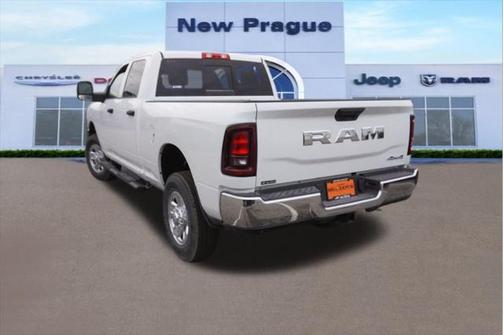 2025 RAM 3500 Tradesman Crew Cab 4x4 6'4' Box