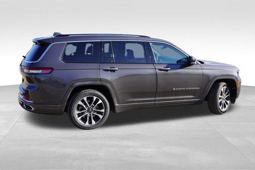 2022 Jeep Grand Cherokee L Overland