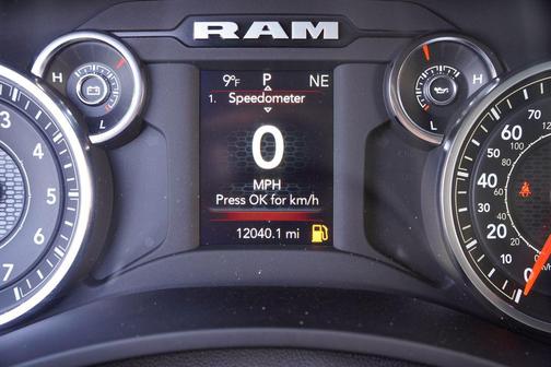 2024 RAM 2500 Big Horn Crew Cab 4x4 6'4' Box