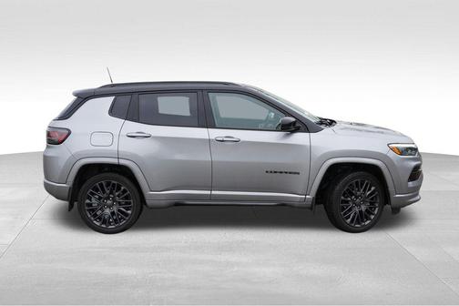 Billet Silver Metallic Clearcoat 2022 Jeep Compass High Altitude
