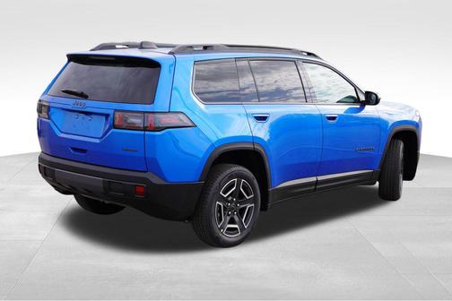 Hydro Blue Pearlcoat 2026 Jeep Cherokee Laredo