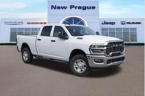2025 RAM 3500 Tradesman Crew Cab 4x4 6'4' Box