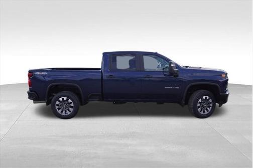 2022 Chevrolet Silverado 2500 Custom
