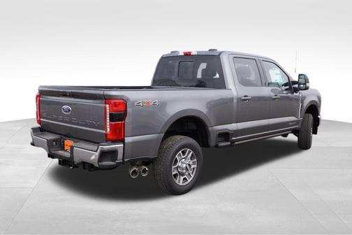Carbonized Gray Metallic 2026 Ford F-350 Lariat